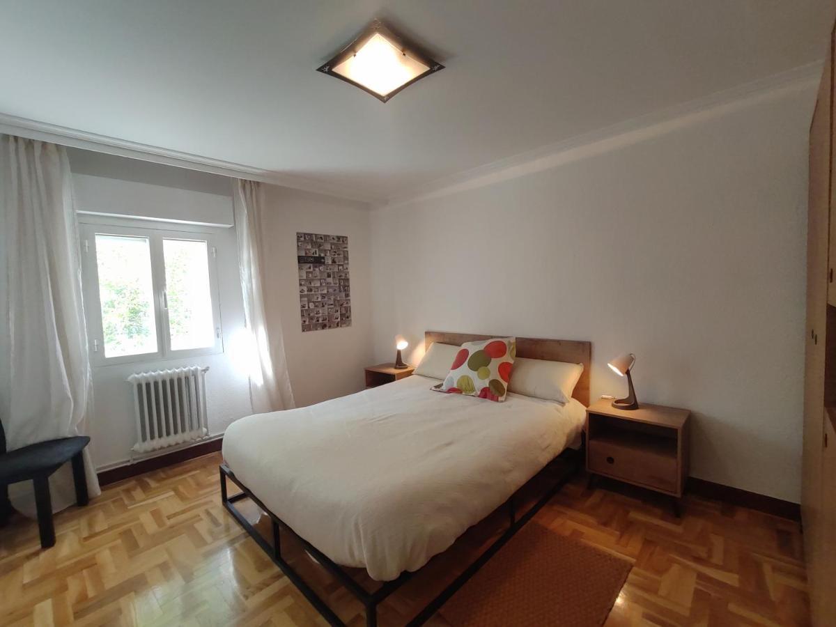 Apartamento Pamplona A 10 Minutos Del Centro Eksteriør bilde
